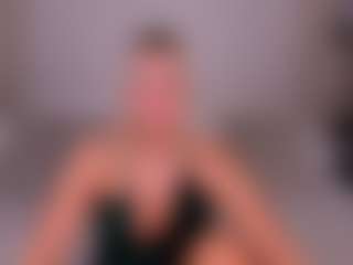 Stella-Leee's Live Sex Cam Show