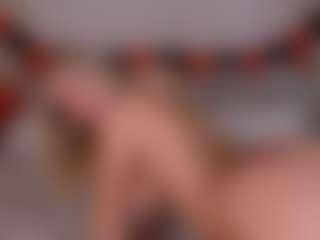 Live cam show with Stella-Leee - Sexydance on Camsoda
