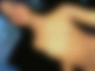 Live cam show with Daniiela-Foxx - Black on SmokeAndPoke
