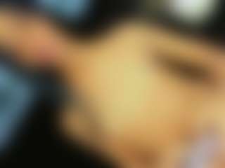 Daniiela-Foxx's Live Sex Cam Show