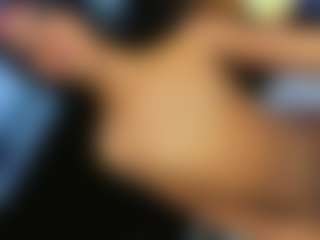 Live cam show with Daniiela-Foxx - Black Hair on Camsoda