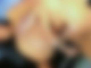 Daniiela-Foxx's Live Sex Cam Show