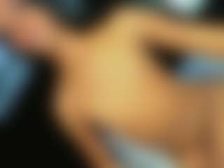 Live cam show with Daniiela-Foxx - Spank on Cam Slut