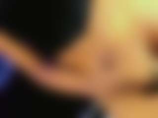 Live cam show with Daniiela-Foxx - Spank on Fling VIP Chat