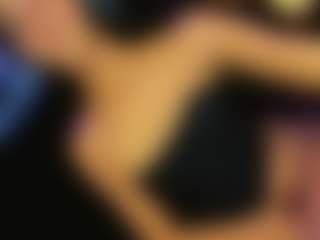 Live cam show with Daniiela-Foxx - Spank on Soda Cam