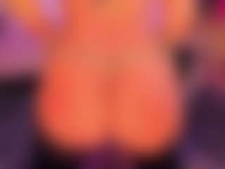 Live cam show with Tylla - Cowgirl on makecum.org