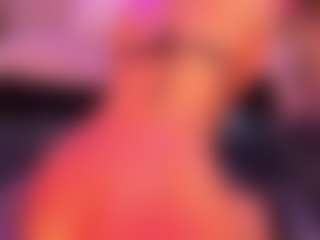Live cam show with Tylla - Ride Torso on Free Soda