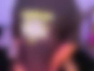 Live cam show with Tylla - HD on Hubzter Live