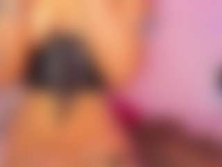 Live cam show with Tylla - Athletic Brown Eyes on nudelive.tv