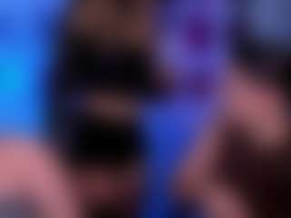 amalialowell's Live Sex Cam Show