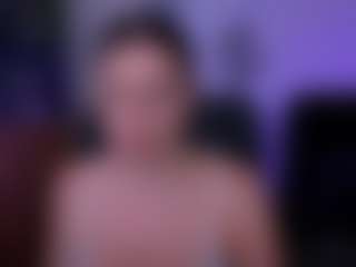 amalialowell's Live Sex Cam Show