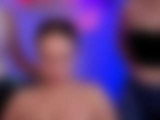 amalialowell's Live Sex Cam Show