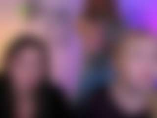 amalialowell's Live Sex Cam Show