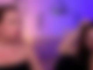 Live cam show with amalialowell - Spanking on crypto-cams