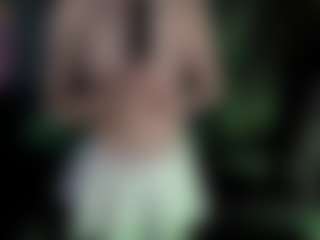 Live cam show with Ave - Cosplay Blonde Hair on xDating