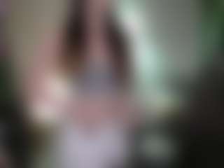 Live cam show with Ave - Tongue on AdultVida.com
