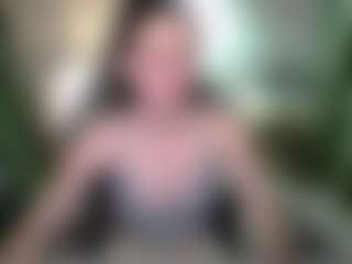 Live cam show with Ave - Sweet on dropp.cam