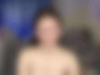 Live cam show with Ave - Tongue on intimatelivegirls.com