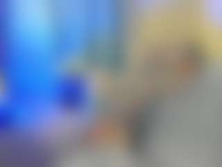 Live cam show with Ave - Nipple Play on Camsoda