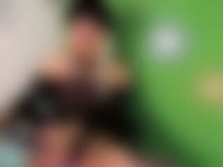 Brittany-Rosee's Live Sex Cam Show