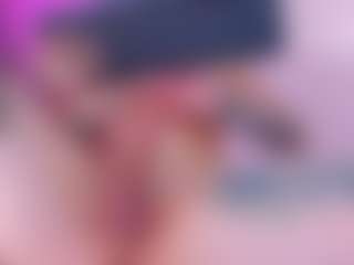 Live cam show with sarah sophia - Implants on madthumbs