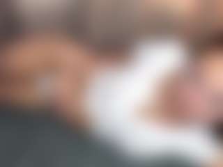 Live cam show with TrinaSmathers - Average on CamClone