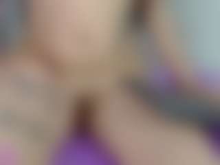 Live cam show with Exotic-wish - Raven Hair on Spunkpage