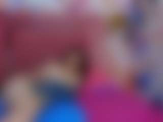 Live cam show with Luna and ALL - Granny Brown Hair on Gym Cam Girls