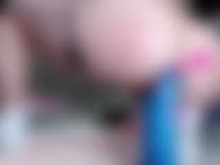 Live cam show with SaraGraf1 - Blue Eyes on Fling VIP Chat
