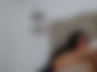 Live cam show with Sofibanks - Butt Plug on live18s.com