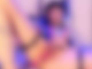 calioperoux's Live Sex Cam Show