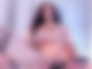 Live cam show with KendallRogers - Average on Instabang