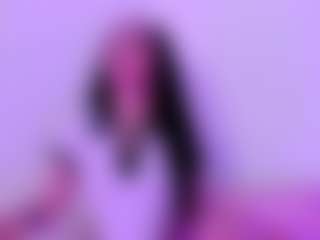 Live cam show with KendallRogers - Fingering on madthumbs