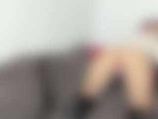 Live cam show with NataliaBabe - Strapon on livesuperchat.net