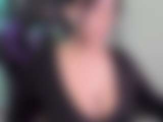 Live cam show with Ana - Natural on Camsoda