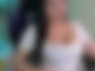 Live cam show with Ana - Facial Piercings on madthumbs