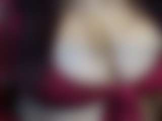 Live cam show with RachellPark - Striptease Granny on PervPlay.com