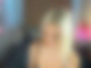 Live cam show with Silen - Blue Eyes on Camsoda