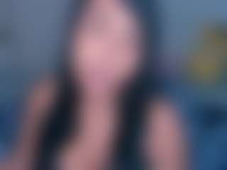Live cam show with xoCurvyRae - Bluehair on CamClone
