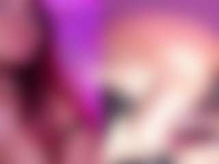 Live cam show with DannaScully - Bedroom on Mixed Magazine Live