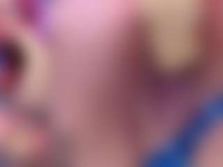 Live cam show with DannaScully - Bedroom on UwU Esports
