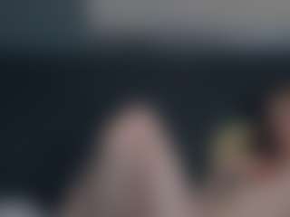 Live cam show with Mozelle - Hairy Armpits on mypornchat.com