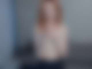 Live cam show with Mozelle - Hairy Armpits on Camiplay Live