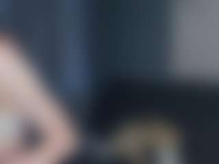 Live cam show with Mozelle - Abs on Pornisteam.com