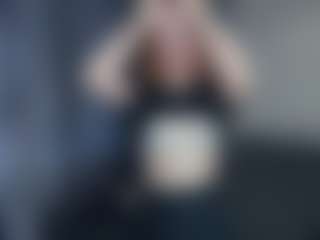 Live cam show with Mozelle - Bitch on pussylord.com
