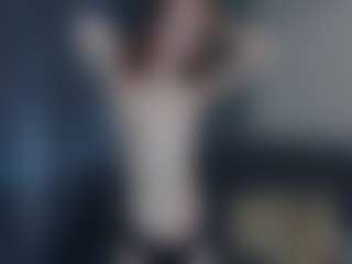 Live cam show with Mozelle - Cosplay on Camsoda