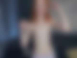 Mozelle's Live Sex Cam Show