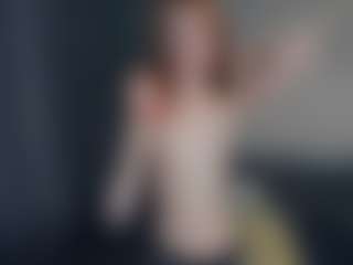 Live cam show with Mozelle - Spy MILF on Camsoda