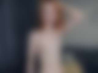 Mozelle's Live Sex Cam Show
