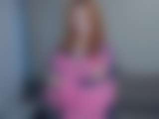 Live cam show with Mozelle - Bitch on Camsoda